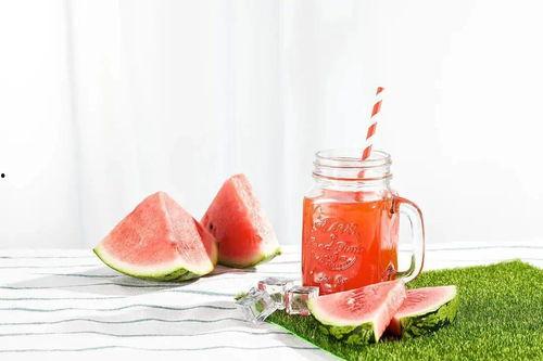 小暑吃瓜西瓜露,小暑时节西瓜露的清凉诱惑