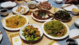 部队吃瓜干饭视频,部队吃瓜干饭视频曝光，欢乐瞬间引网友热议