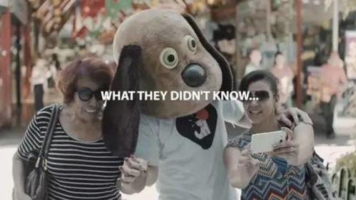 吃瓜被吓到,吃瓜群众意外遭遇惊悚瞬间