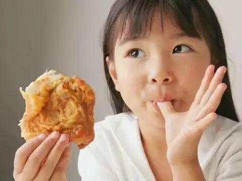 会理女孩吃瓜,揭秘网络热点的背后故事