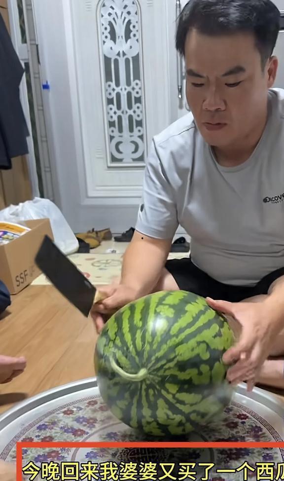 真实的直播吃瓜,揭秘网红幕后真相，带你走进网络直播的奇幻世界